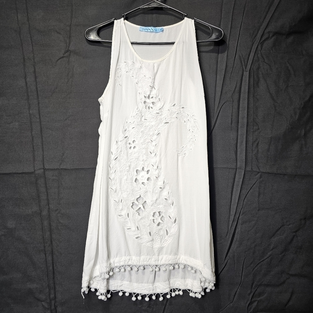 Solitaire Swim White Embroidered sleeveless top